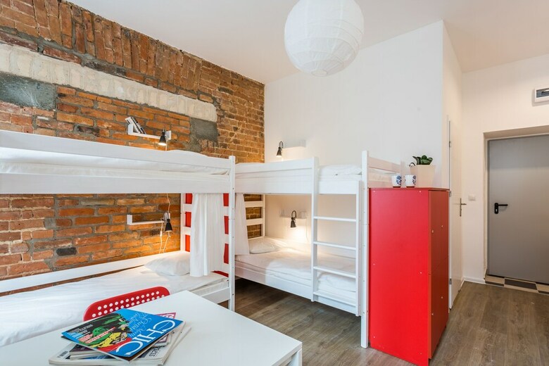 Hostal Vava Hostel