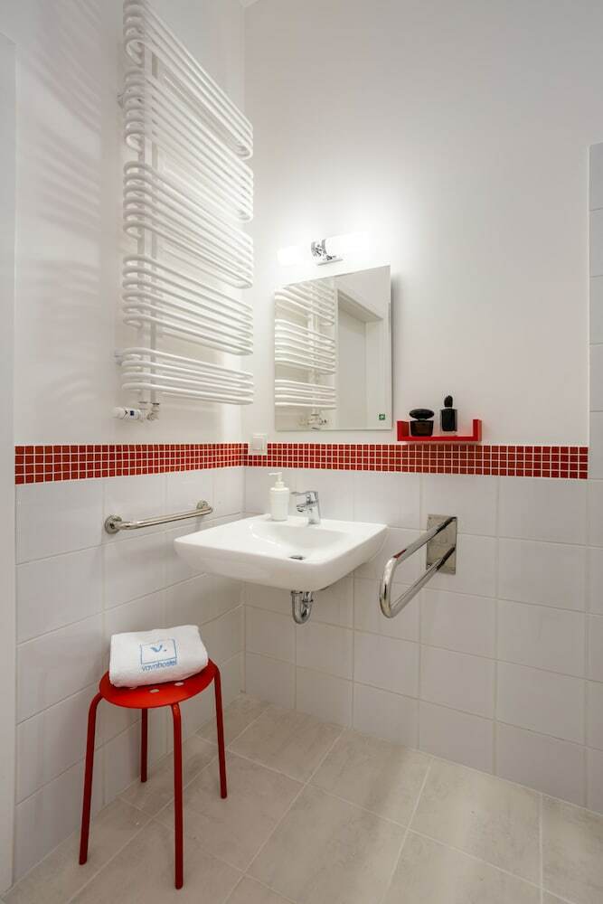 Hostal Vava Hostel