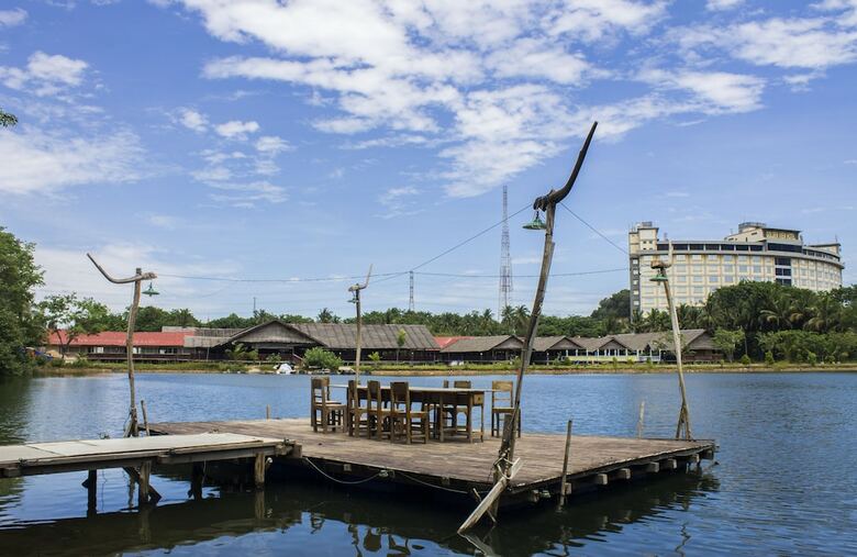 Hotel Kanaka Lake Villa