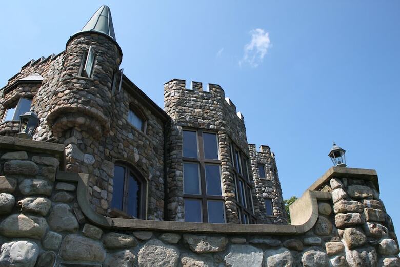 Highlands Castle