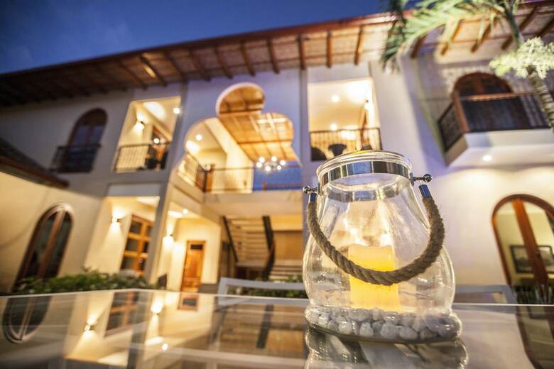 Hotel Plaza Marbella Granada Condiminiums