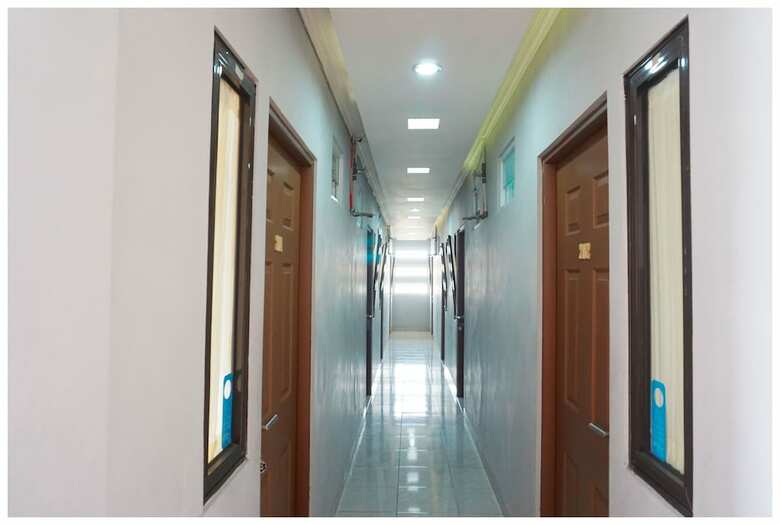 Hostal Budi House & Food Station