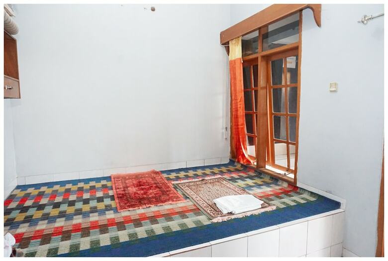 Hostal Budi House & Food Station