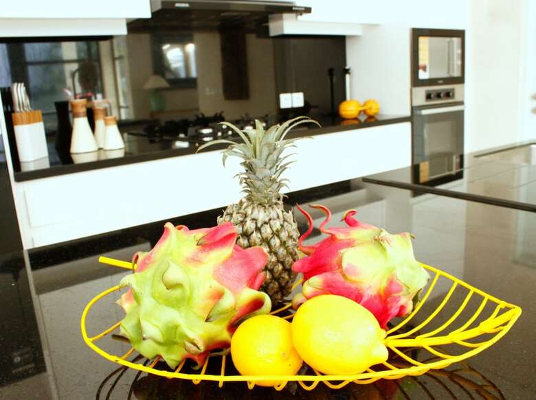 Seminyak White Design Villa