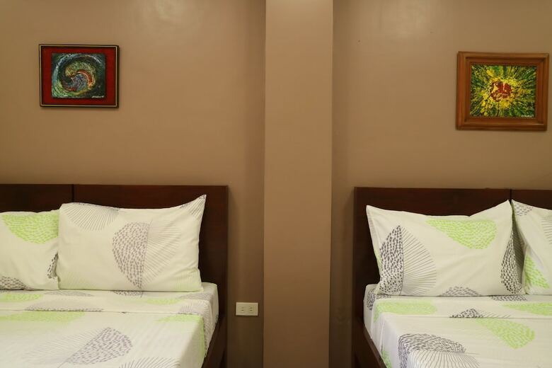 Hostal Ea Apartelle - Metro Vigan