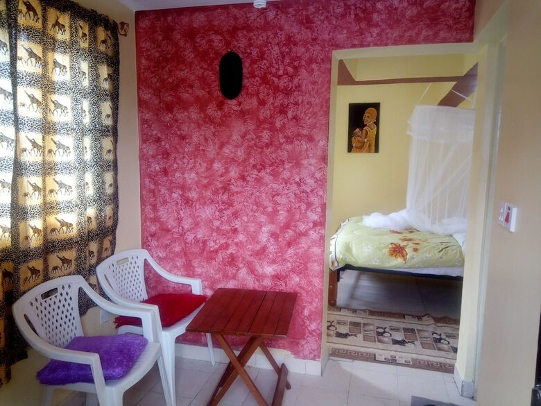 Hotel Safari Homestay