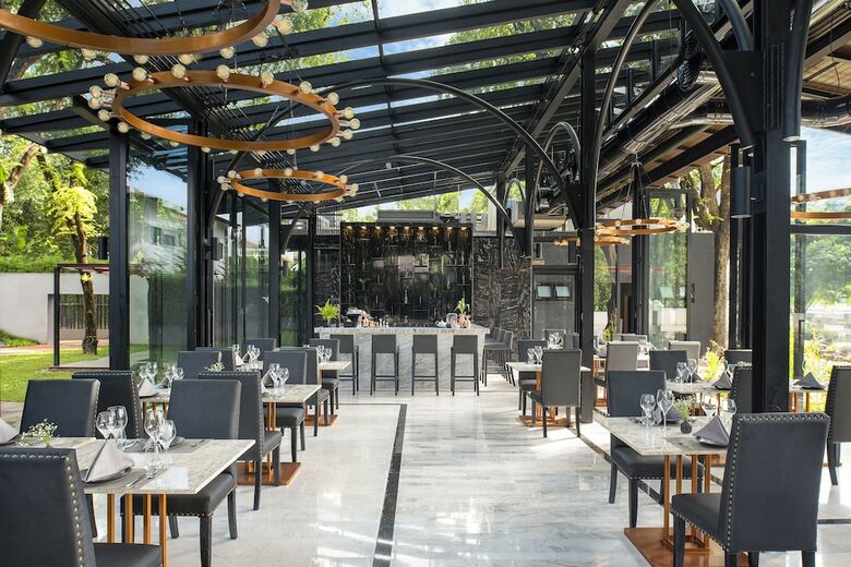 Hotel X2 Chiang Mai Riverside Resort