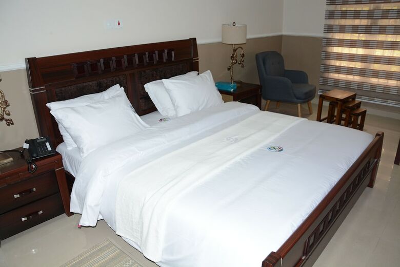 Springs Sparadise Hotel