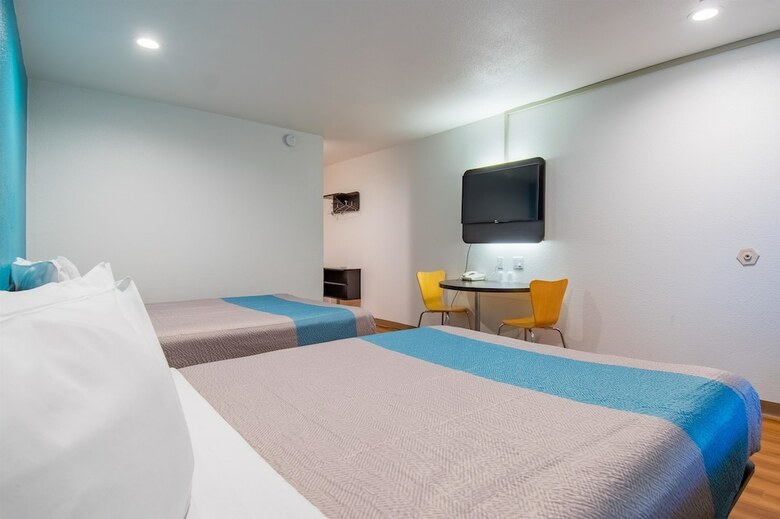 Motel 6 San Bernardino, Ca - Downtown