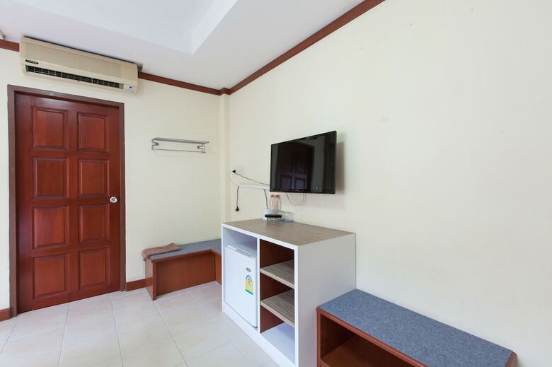 Hotel Zen Rooms Rat-u-thid 200 Phi Road