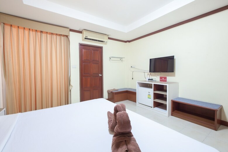 Hotel Zen Rooms Rat-u-thid 200 Phi Road
