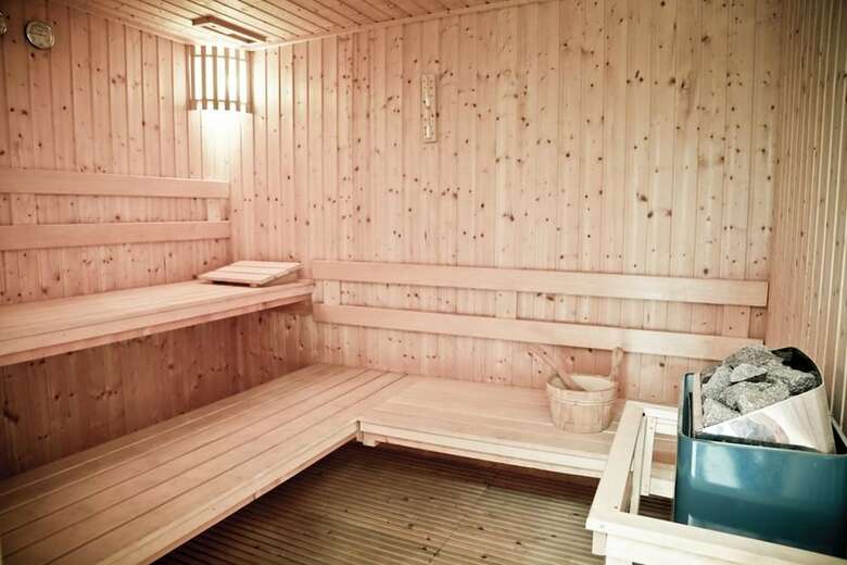 Hotel Karabuning Resort And Residence