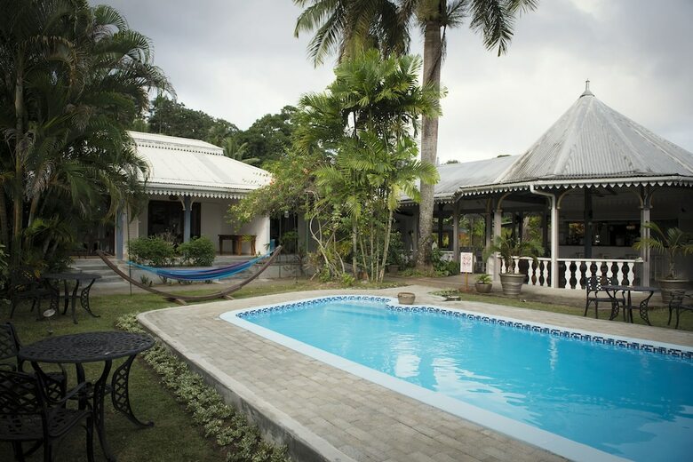 Hotel Auberge Chez Plume