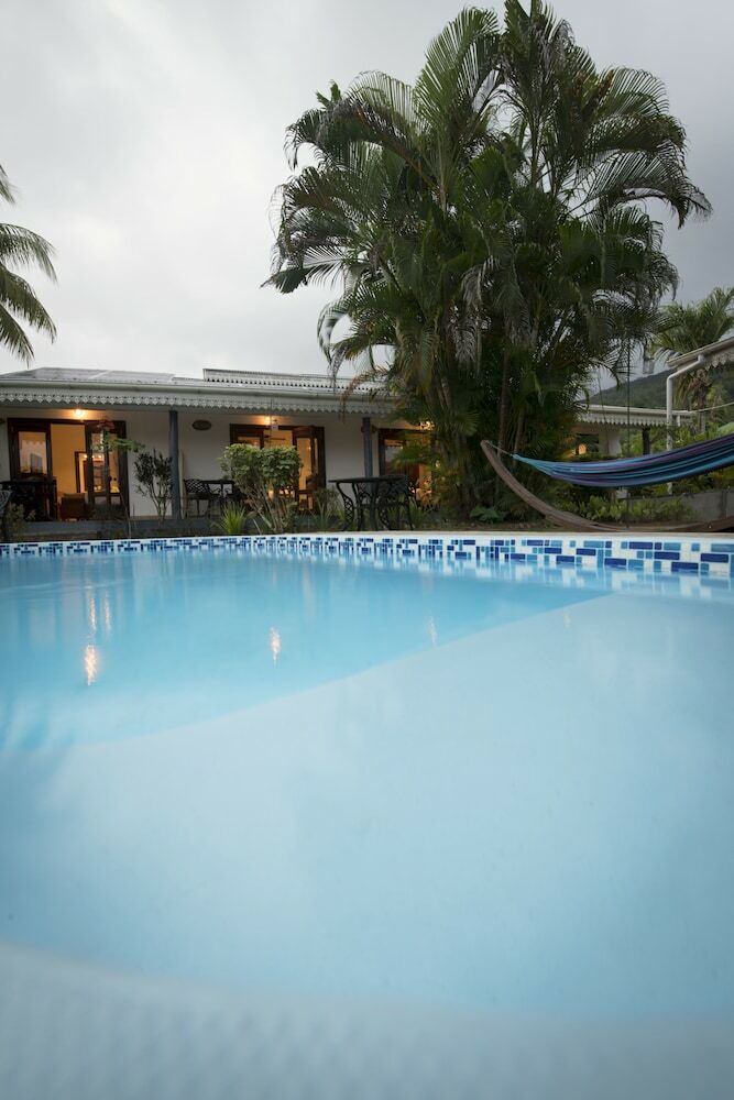 Hotel Auberge Chez Plume