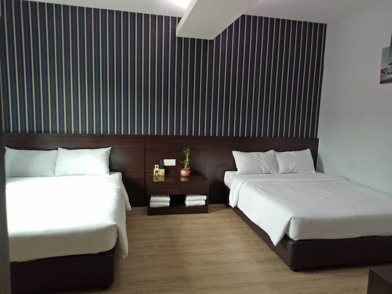 Seven Hotel