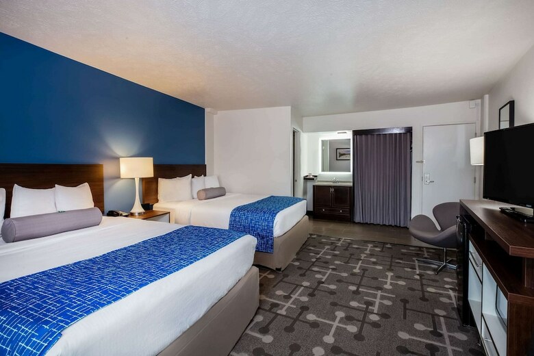Hotel Baymont By Wyndham Spokane