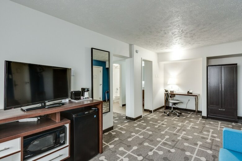 Hotel Baymont By Wyndham Spokane