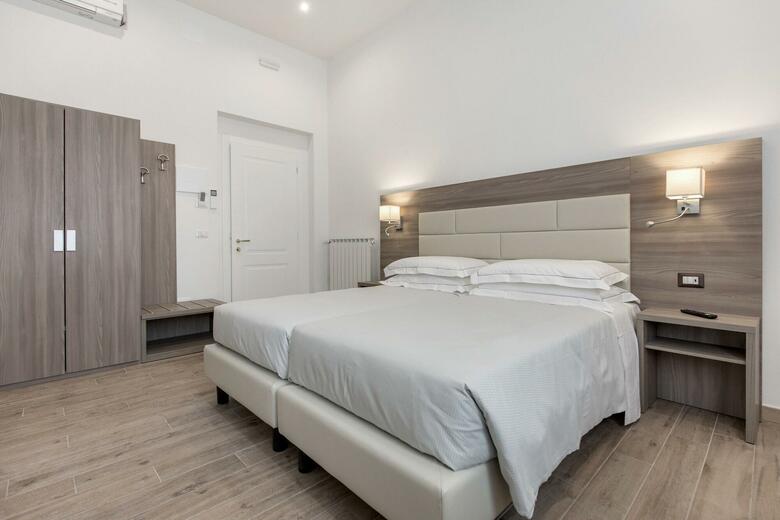 Hotel Apollo Guest House