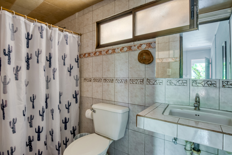 Hostal Selina Jaco
