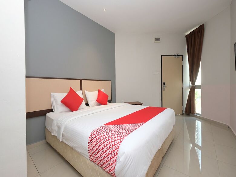 Oyo 1202 Senrose Hotel