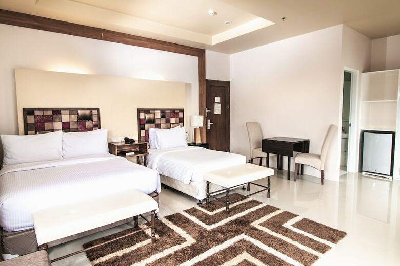 Sierra Hotel