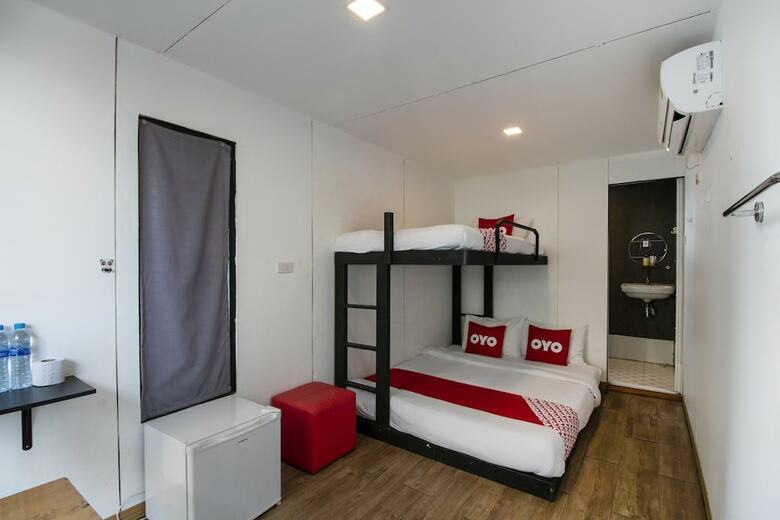 Oyo 673 Nice Sleep Box Hotel