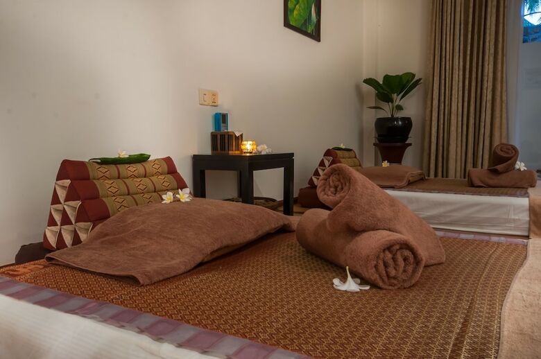 Lotus Blanc Hotel