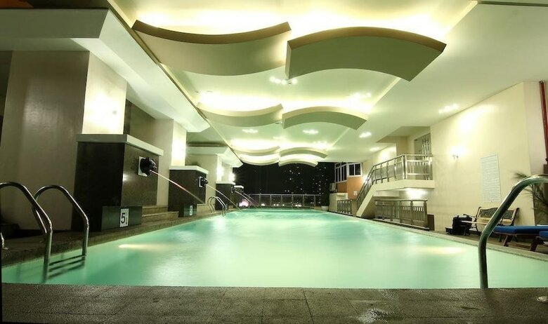 Sea Pearl Manila Suites
