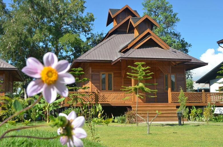 Hotel Blue Vanda Lodge