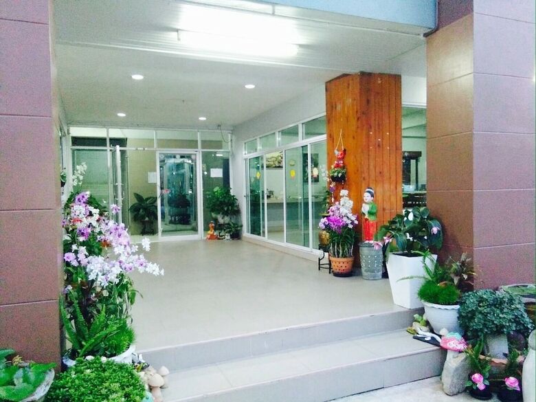 Hotel Ananya Residence Service Apartment