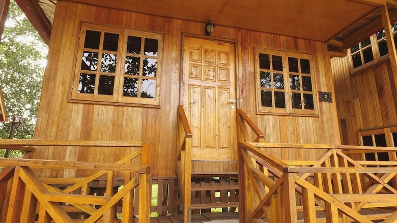 Borneo Tree House