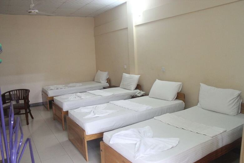 Hotel Oviya