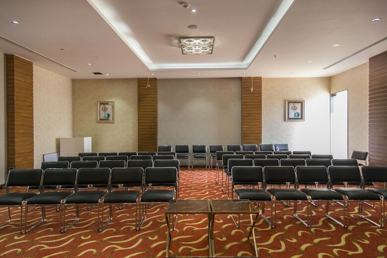 Ramee Strand Inn Hotel