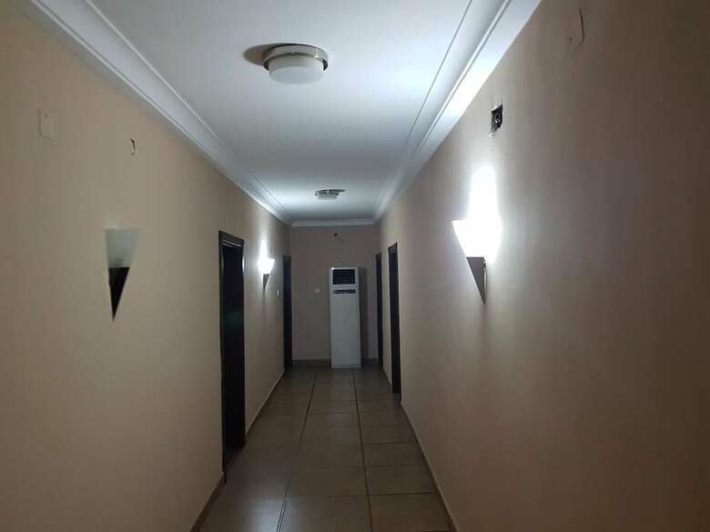 Emzrel Hotel & Suites