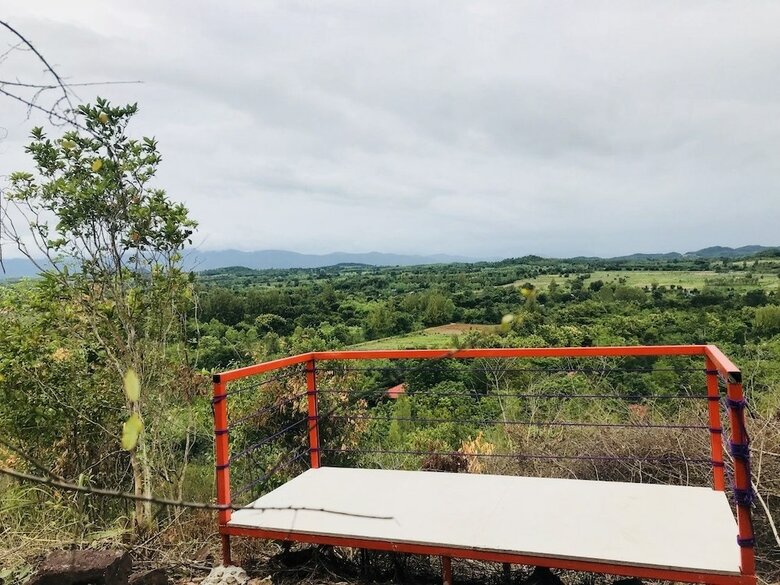 Hotel Suan Phueng Pa Wai Resort