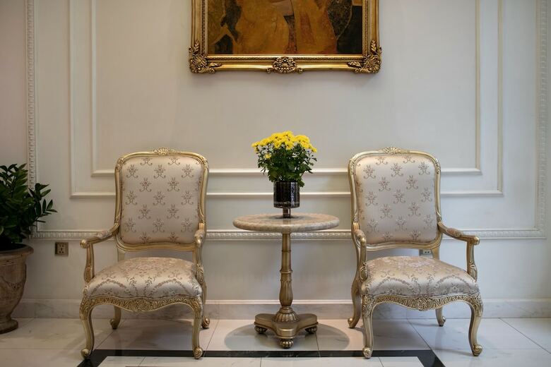 Damsels Hanoi Boutique Hotel
