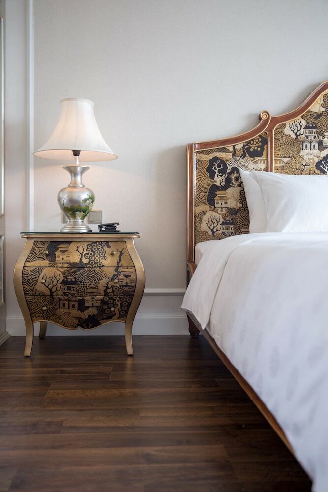 Damsels Hanoi Boutique Hotel