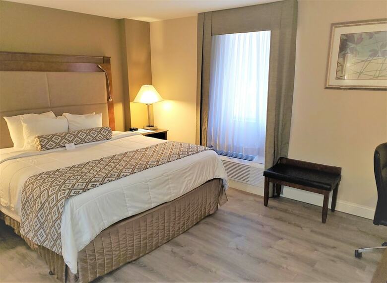Clayton Plaza Hotel