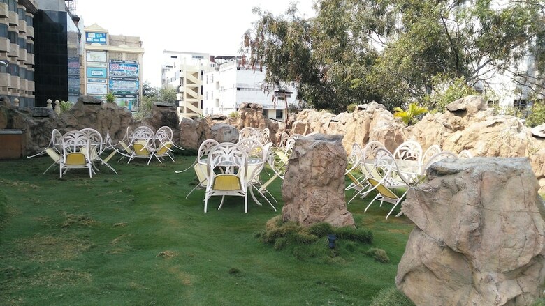 Hotel Mourya Lords Inn, Kurnool