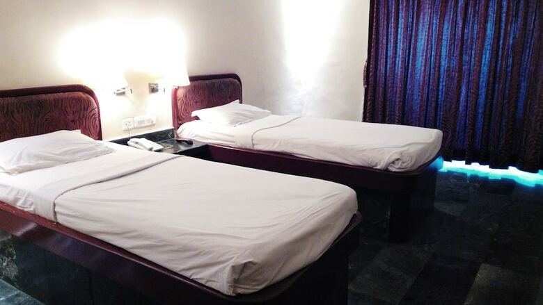 Hotel Mourya Lords Inn, Kurnool