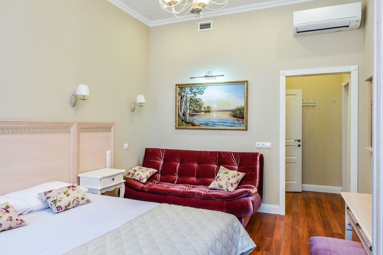 Nevsky Row Hotel - Nevsky 106