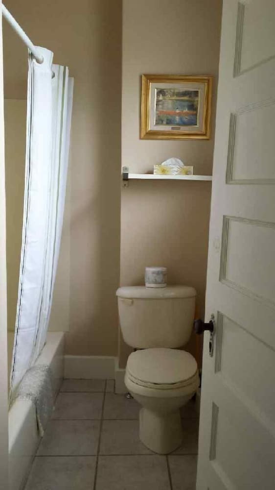 Hotel St. Vincent Row Suites