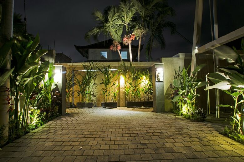 Villa The Oasis Retreat Seminyak
