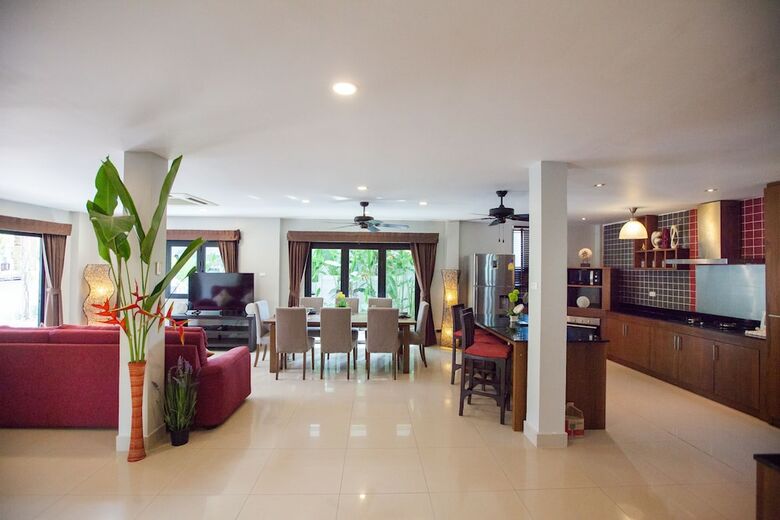 Baan Santhiya Private Pool Villas