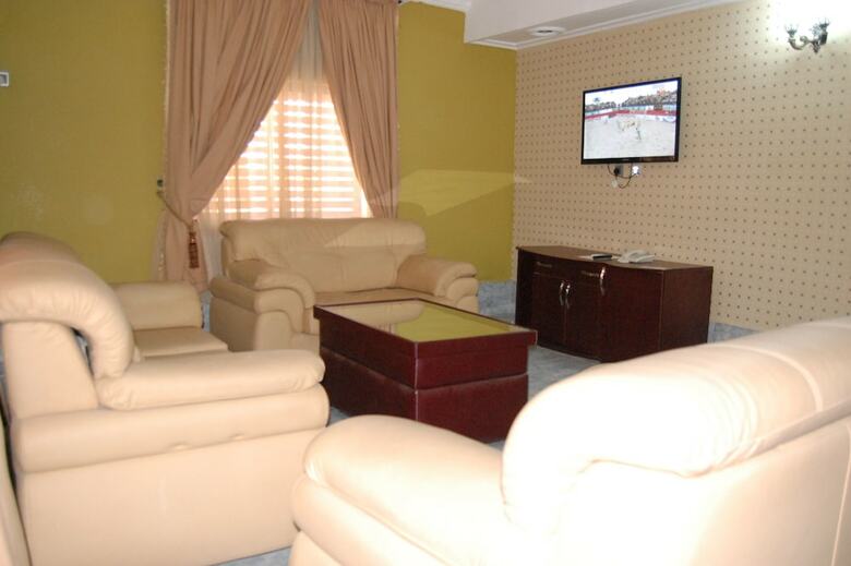 Tauba Hotel