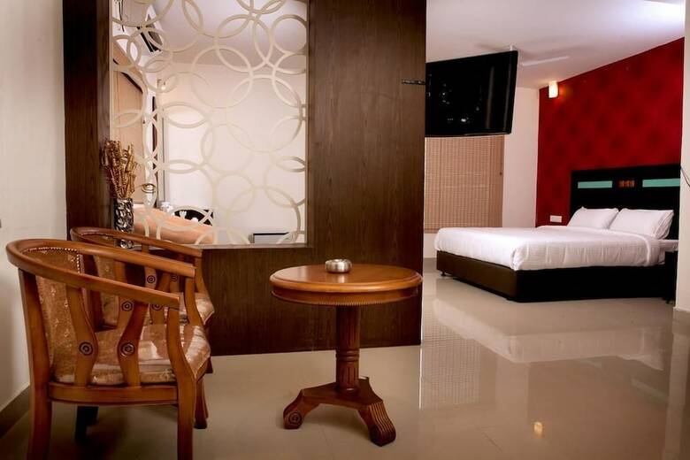 Hotel Sk Elegance