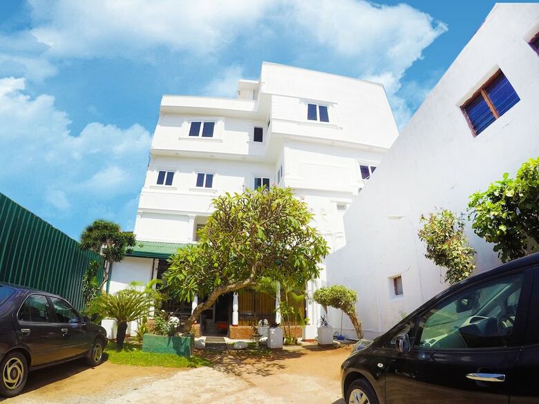 Hotel Colombo Residency