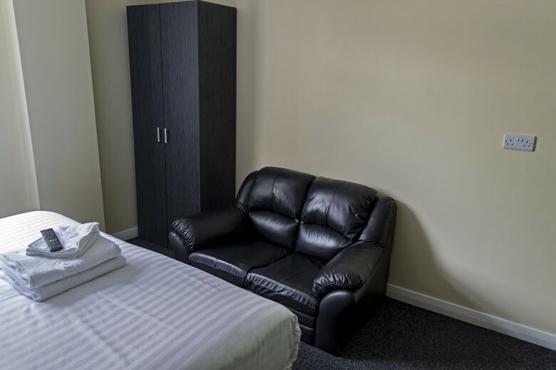 Apartamentos Lymedale Suites