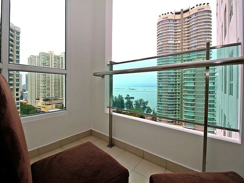Aparthotel Staynest Suites @ Gurney Drive