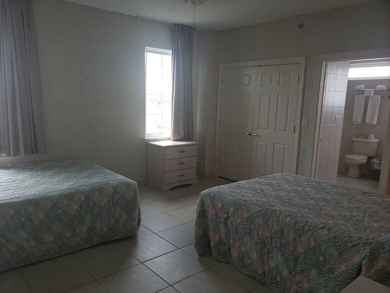 Hotel Americana Motor Inn